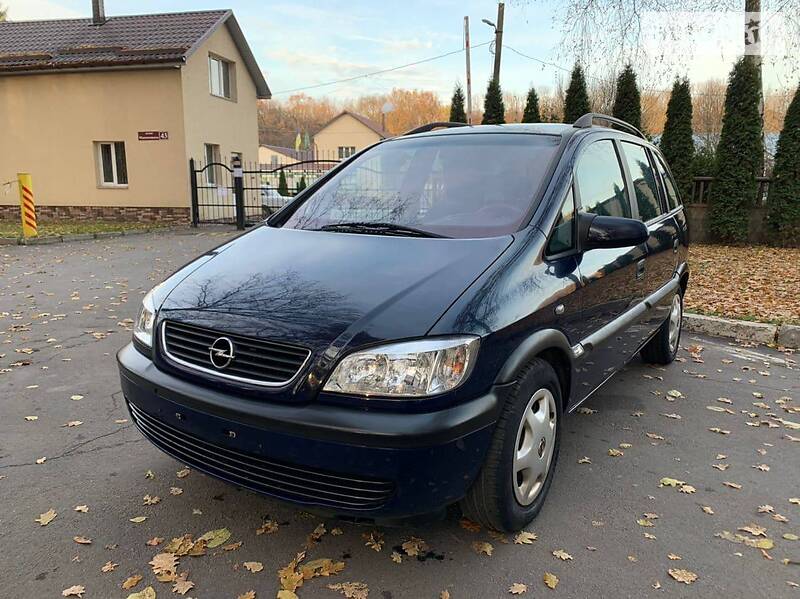 Минивэн Opel Zafira 2002 в Виннице