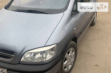 Универсал Opel Zafira 2003 в Черкассах