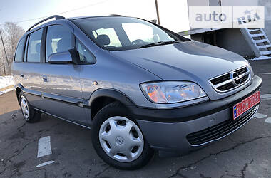 Минивэн Opel Zafira 2004 в Дрогобыче