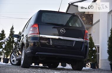 Универсал Opel Zafira 2009 в Дрогобыче