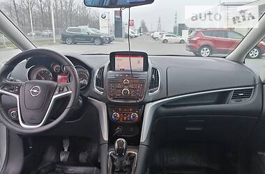 Хэтчбек Opel Zafira 2014 в Ивано-Франковске