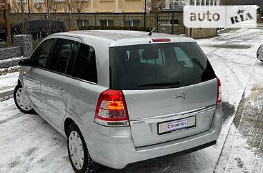 Минивэн Opel Zafira 2008 в Стрые