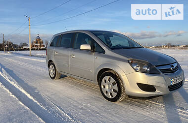 Минивэн Opel Zafira 2011 в Стрые