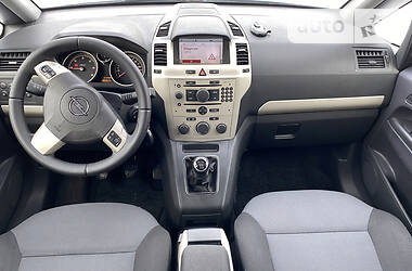 Универсал Opel Zafira 2008 в Стрые