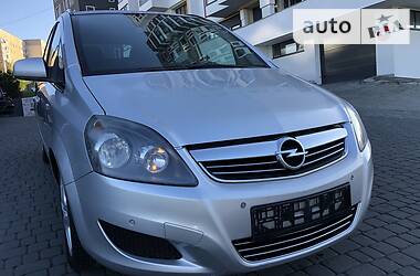 Минивэн Opel Zafira 2011 в Львове