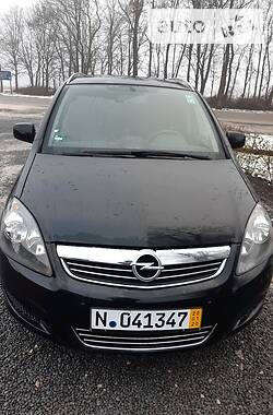 Минивэн Opel Zafira 2013 в Збараже