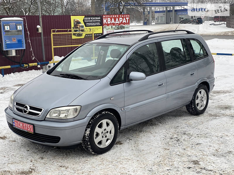 Opel Zafira LIFT