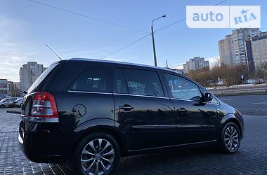 Минивэн Opel Zafira 2011 в Львове