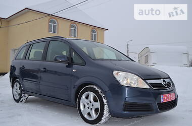 Минивэн Opel Zafira 2008 в Луцке