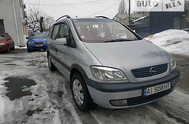 Минивэн Opel Zafira 2001 в Киеве