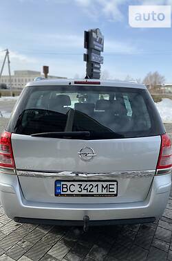 Минивэн Opel Zafira 2013 в Стрые