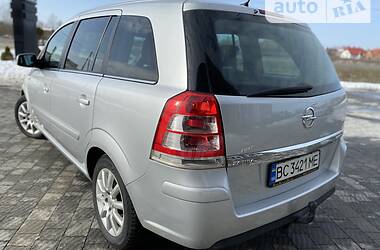 Минивэн Opel Zafira 2013 в Стрые