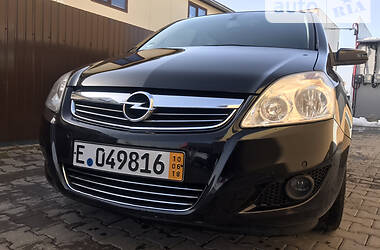 Универсал Opel Zafira 2009 в Стрые