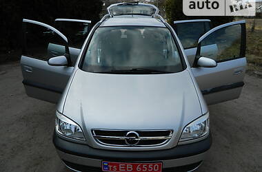 Минивэн Opel Zafira 2004 в Ровно