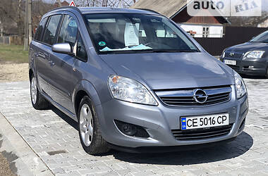 Универсал Opel Zafira 2008 в Косове