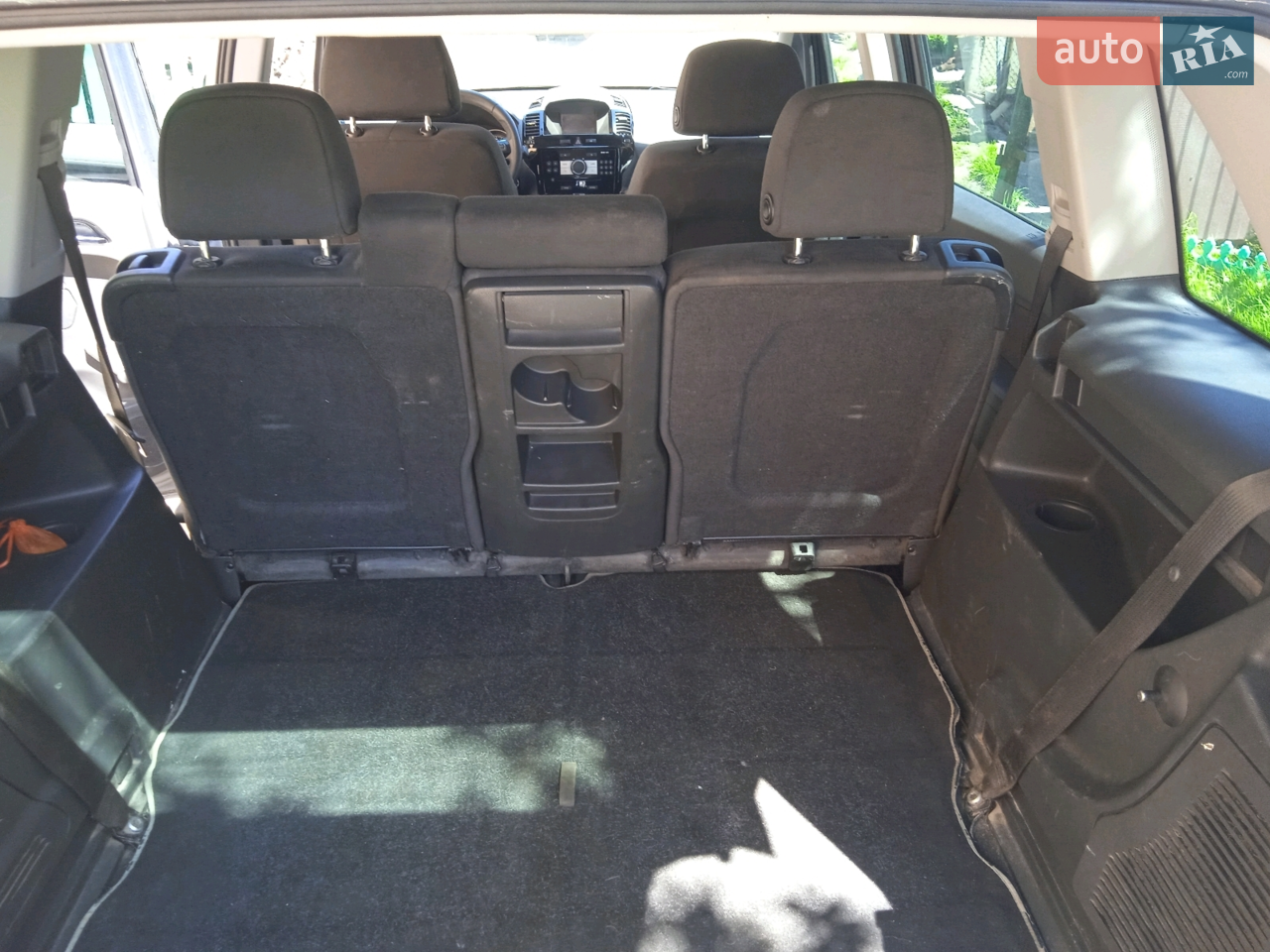 2010 Opel Zafira - мініатюра 17