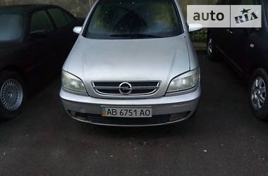 Универсал Opel Zafira 2002 в Львове