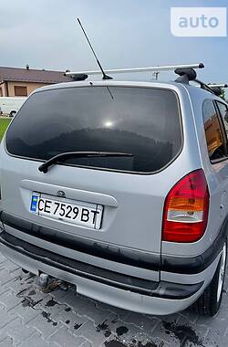 Минивэн Opel Zafira 2000 в 