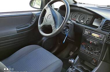 Универсал Opel Zafira 2003 в Кривом Роге