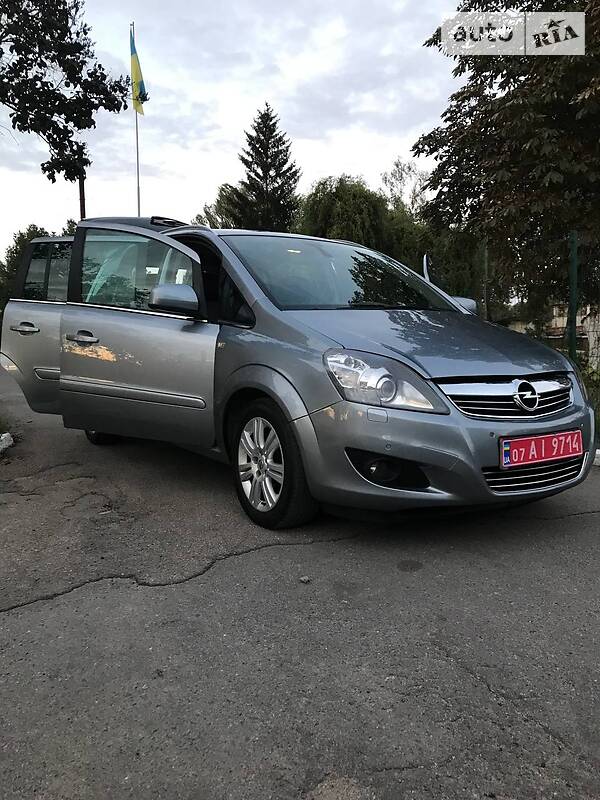Opel Zafira COSMO LED Clima 7 m