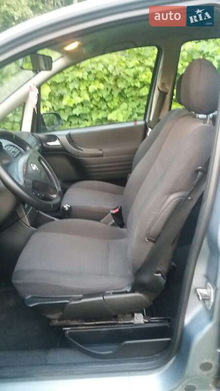 Мінівен Opel Zafira 2005 в Бориславі