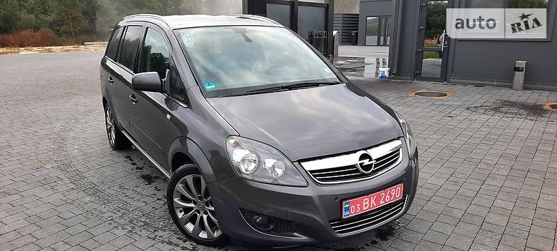 Opel Zafira COSMO BEZ PIDKRASIV