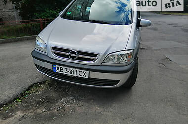 Минивэн Opel Zafira 2003 в Виннице