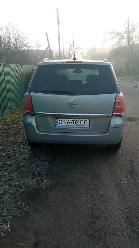 Минивэн Opel Zafira 2006 в Чернигове