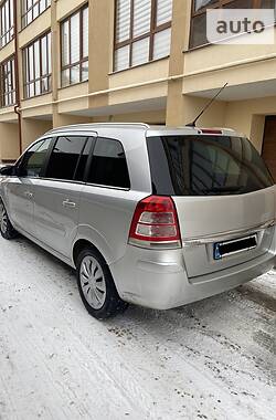 Минивэн Opel Zafira 2008 в Каменском