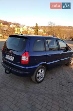 Мінівен Opel Zafira 2004 в Надвірній