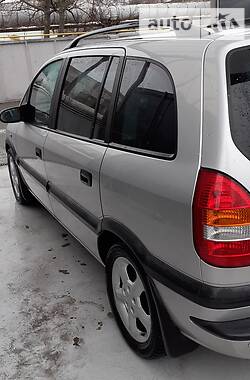 Минивэн Opel Zafira 2001 в Житомире