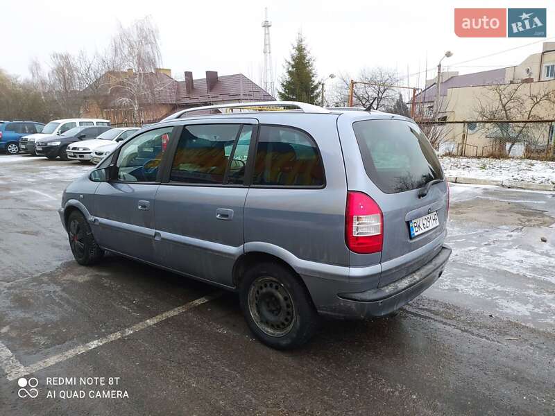 Мінівен Opel Zafira 2004 в Рівному