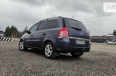 Минивэн Opel Zafira 2008 в Сарнах