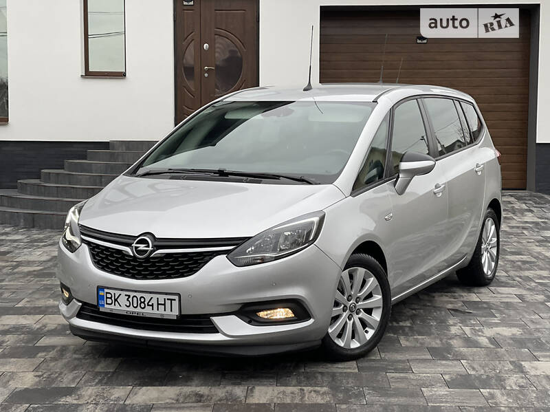 Універсал Opel Zafira 2018 в 