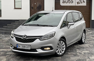 Універсал Opel Zafira 2018 в 