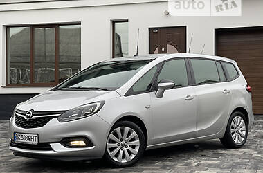 Універсал Opel Zafira 2018 в 