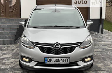 Універсал Opel Zafira 2018 в 