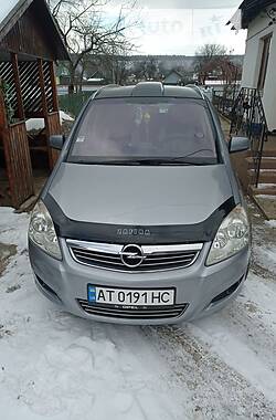 Минивэн Opel Zafira 2010 в Коломые