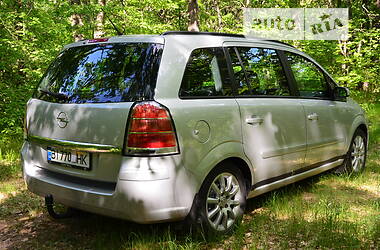 Минивэн Opel Zafira 2008 в Полтаве