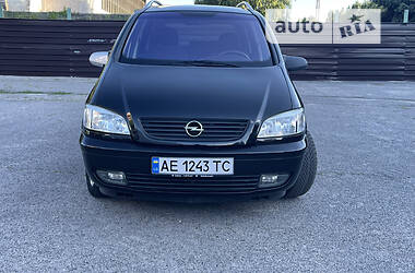 Мінівен Opel Zafira 2004 в Дніпрі