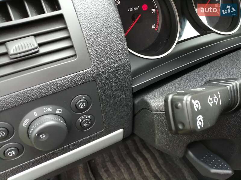 Минивэн Opel Zafira 2009 в Ивано-Франковске