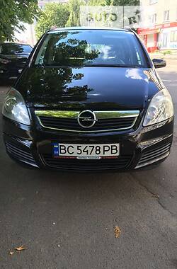 Мінівен Opel Zafira 2005 в Червонограді