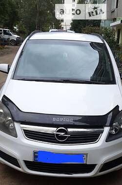 Мінівен Opel Zafira 2006 в Чернівцях