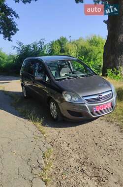 Минивэн Opel Zafira 2011 в Костополе