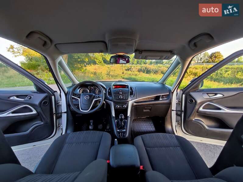 Мінівен Opel Zafira 2013 в Хмельницькому