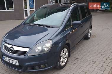 Мінівен Opel Zafira 2005 в Надвірній