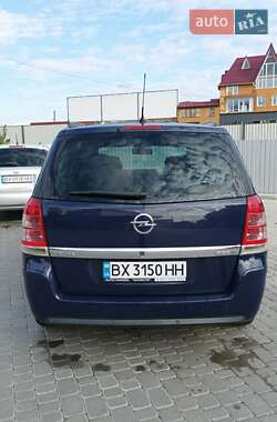 Універсал Opel Zafira 2012 в Хмельницькому