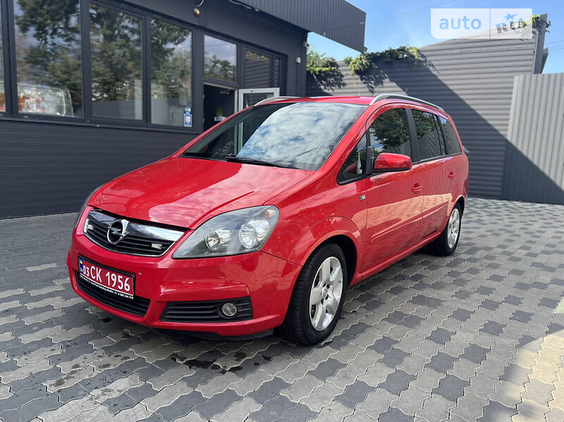 Мінівен Opel Zafira 2006 в Чернівцях