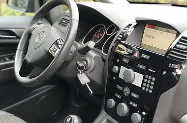 Минивэн Opel Zafira 2011 в 