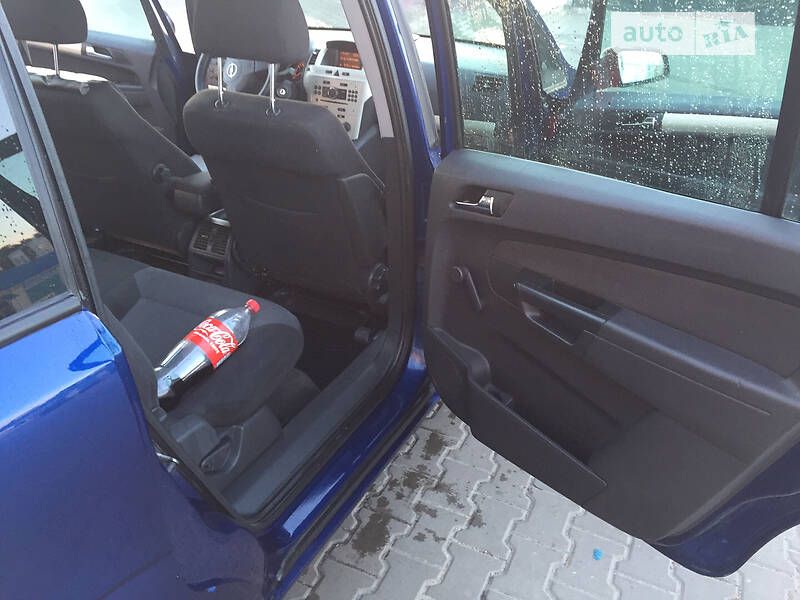 Минивэн Opel Zafira 2008 в Софиевской Борщаговке